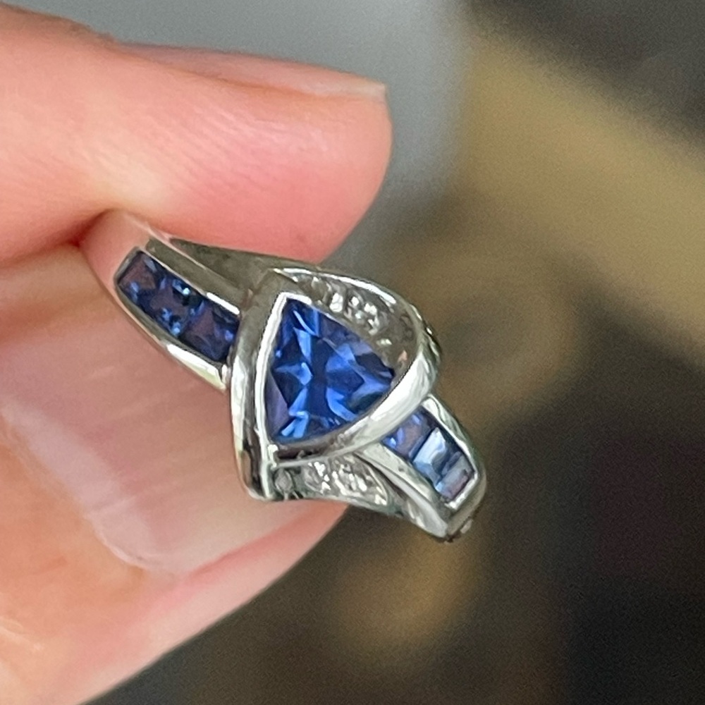 10k Sapphire Diamond Ring